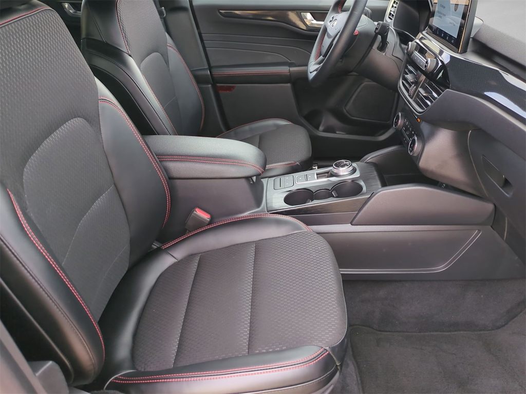 Thumbnail: 2025 Ford Escape - 11