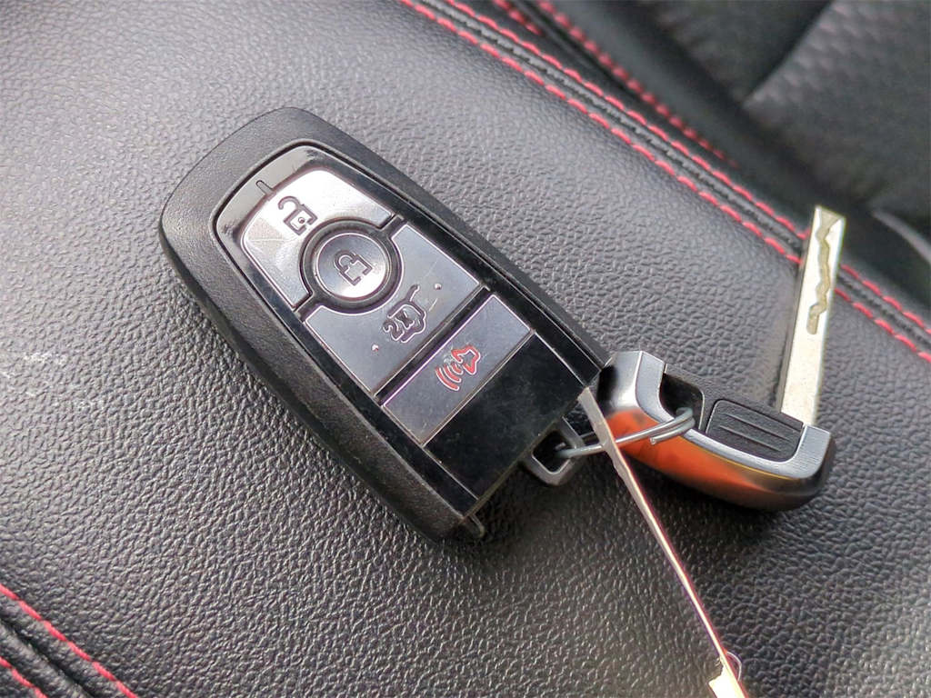 Thumbnail: 2025 Ford Escape - 18