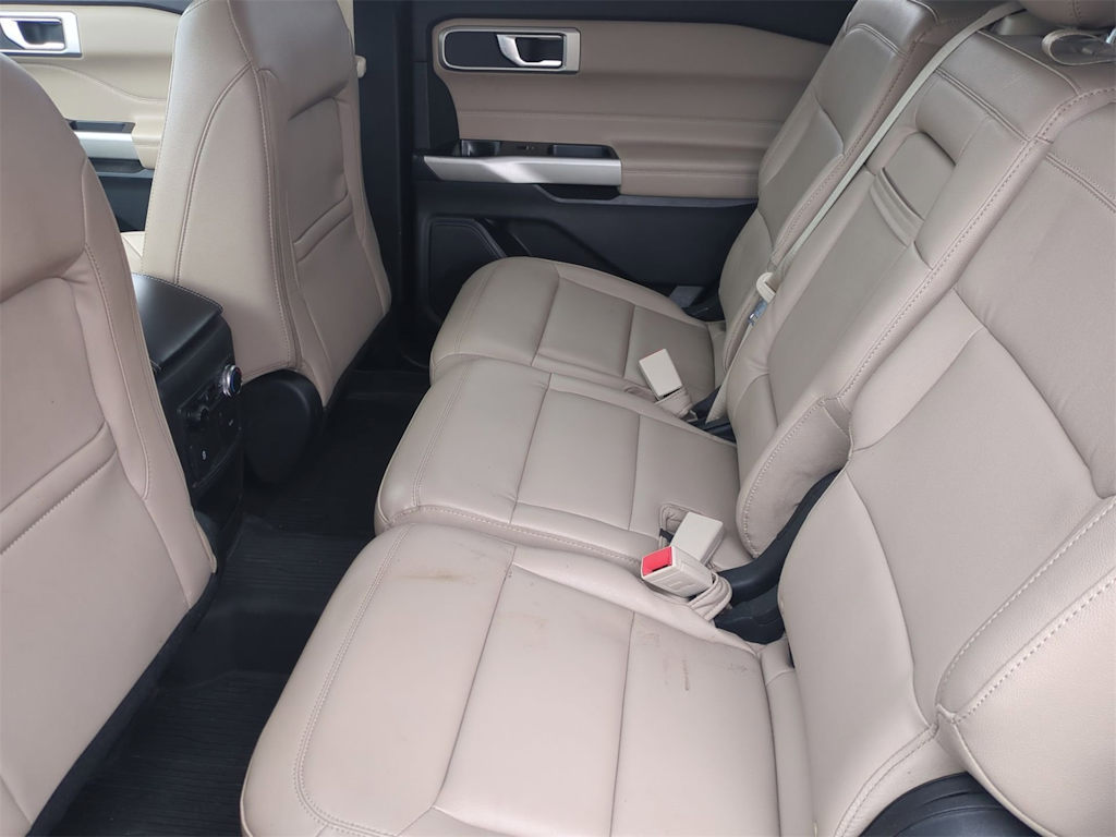 Thumbnail: 2021 Ford Explorer - 12