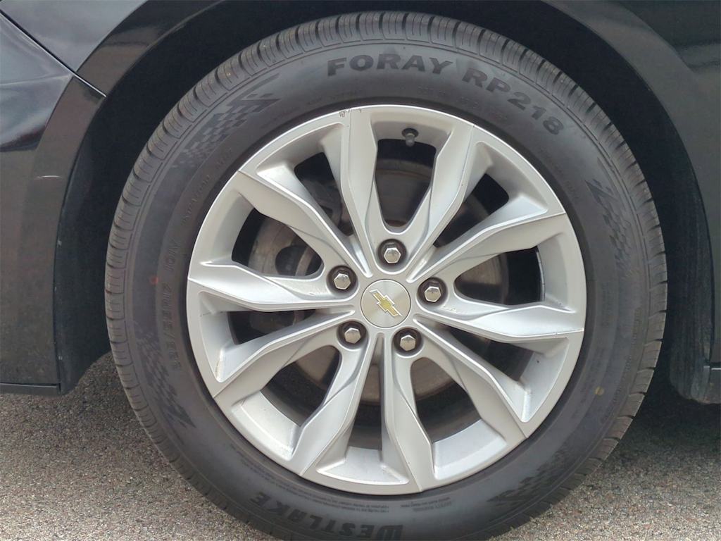 Thumbnail: 2020 Chevrolet Malibu - 8