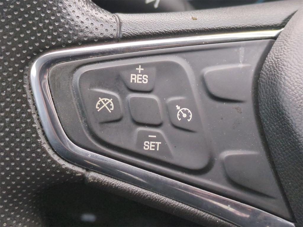 Thumbnail: 2020 Chevrolet Malibu - 28