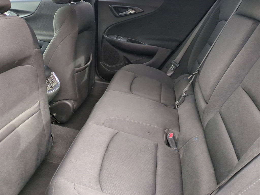 Thumbnail: 2020 Chevrolet Malibu - 12