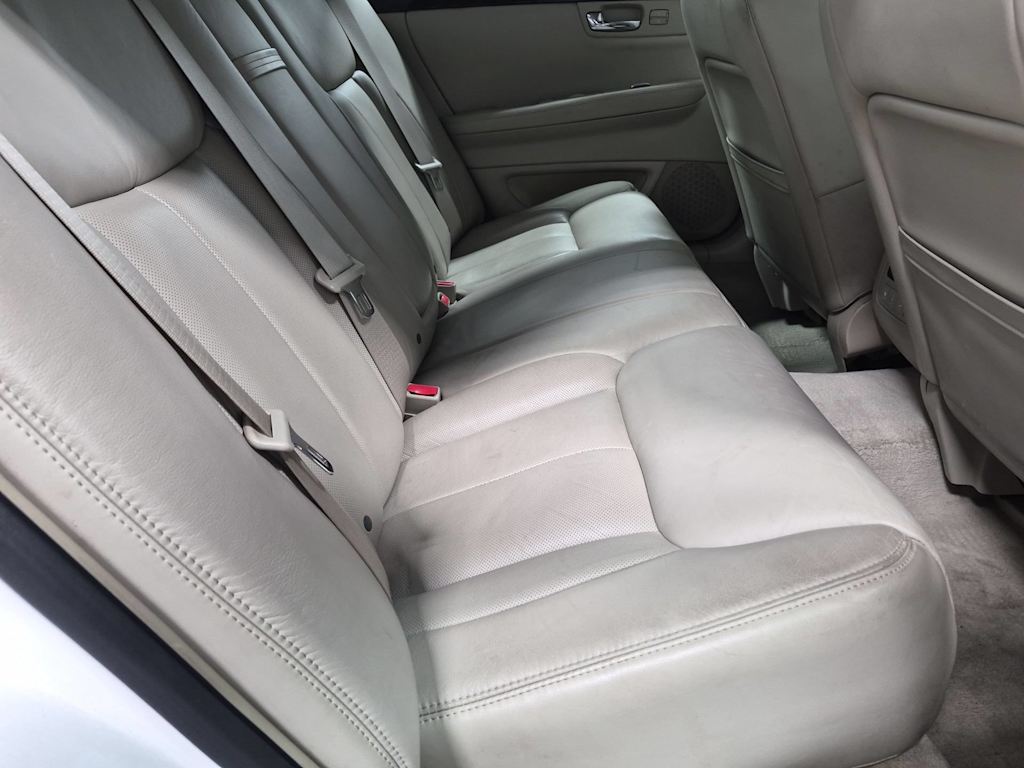 Thumbnail: 2010 Cadillac DTS - 13