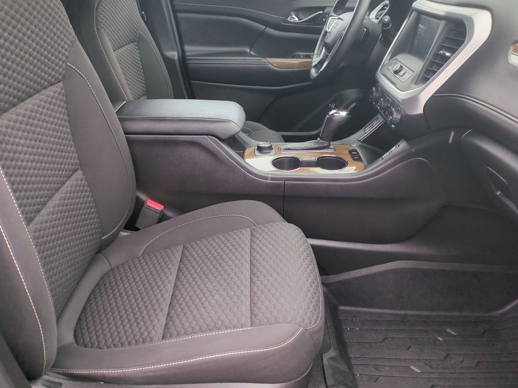 Thumbnail: 2019 GMC Acadia - 11