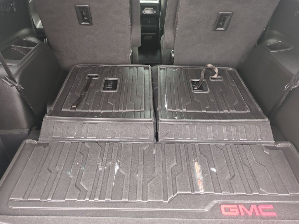 Thumbnail: 2019 GMC Acadia - 17