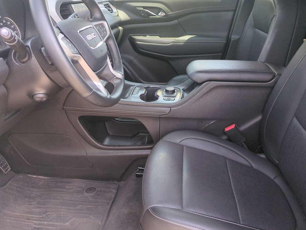 Thumbnail: 2023 GMC Acadia - 10