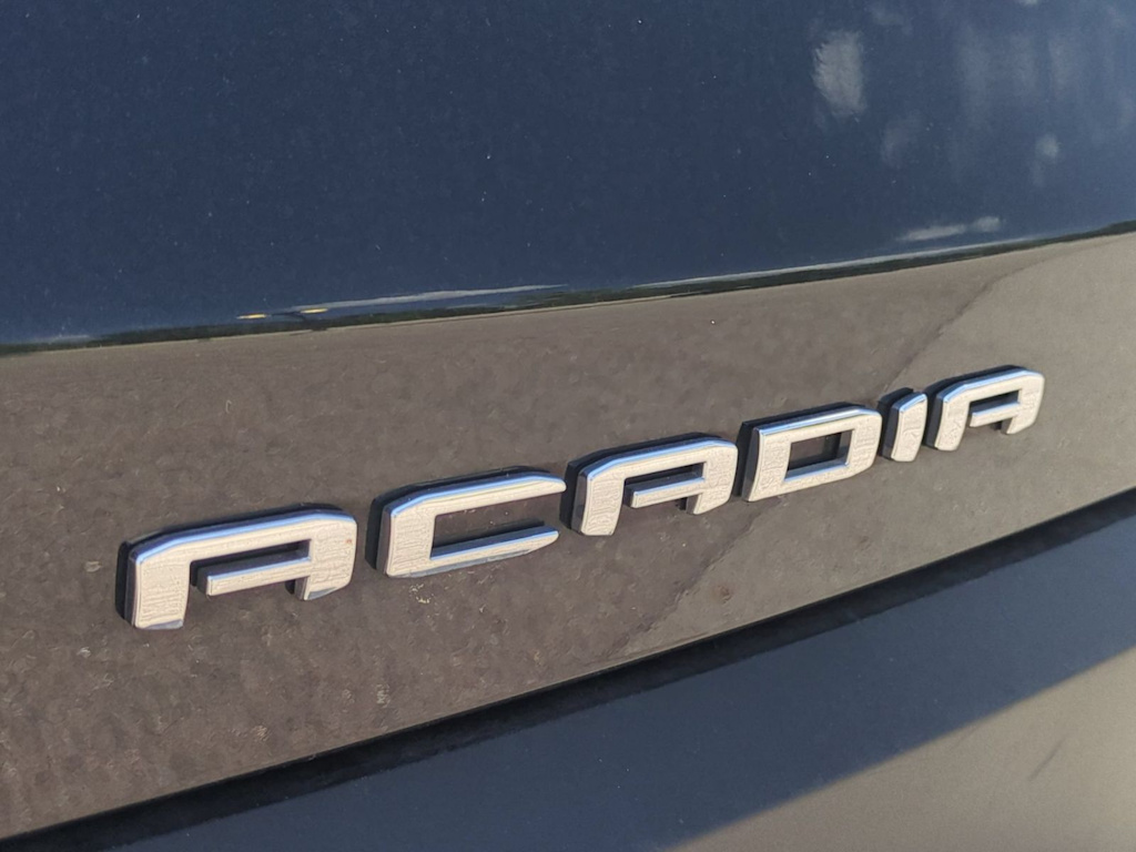 Thumbnail: 2023 GMC Acadia - 24