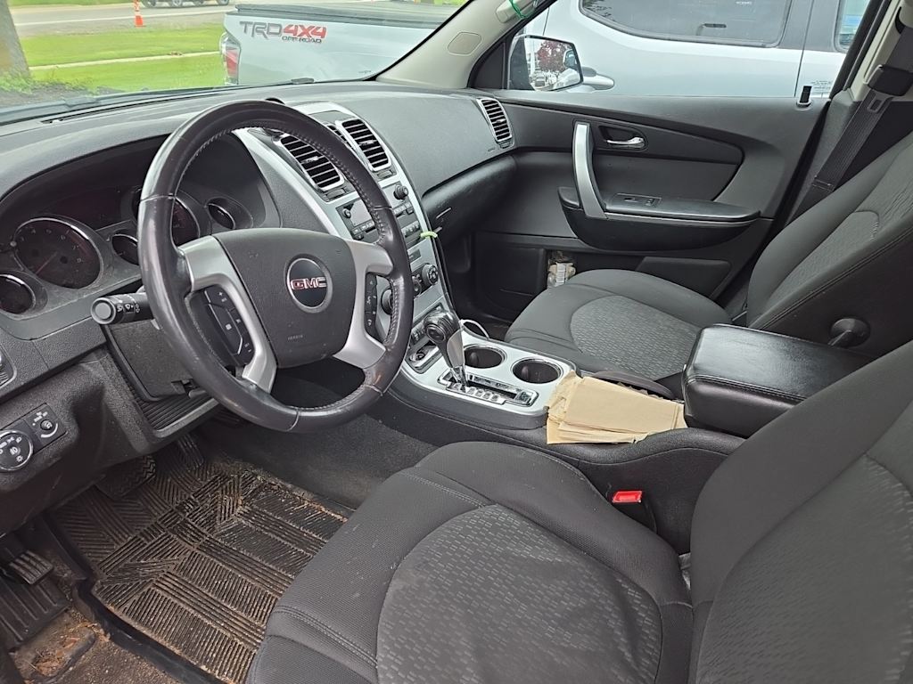 2012 GMC Acadia SLE 2