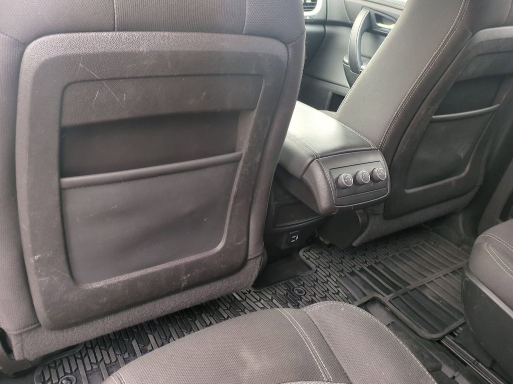 Thumbnail: 2017 Chevrolet Traverse - 27