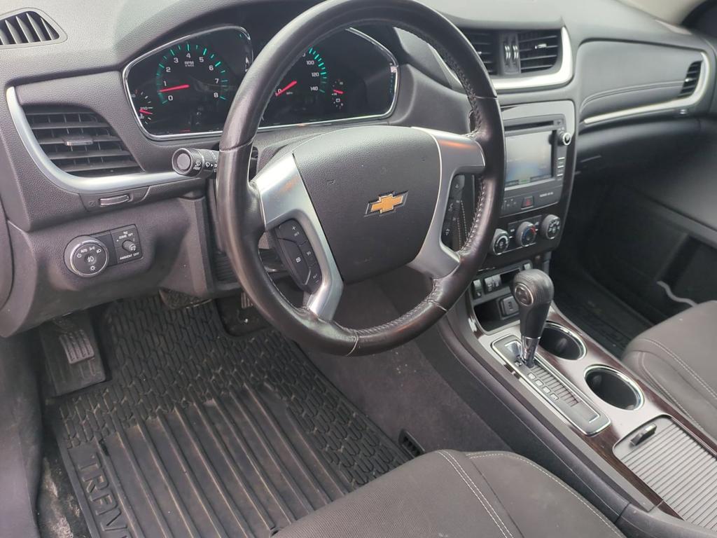 Thumbnail: 2017 Chevrolet Traverse - 2