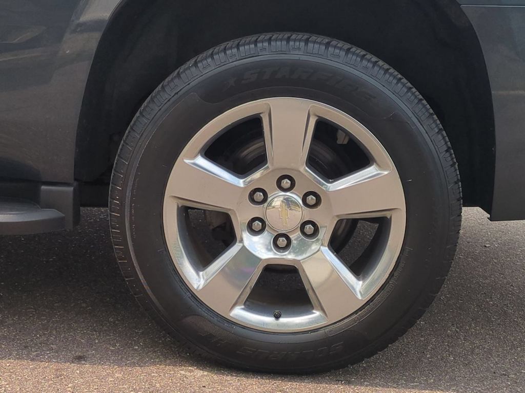 Thumbnail: 2019 Chevrolet Tahoe - 8
