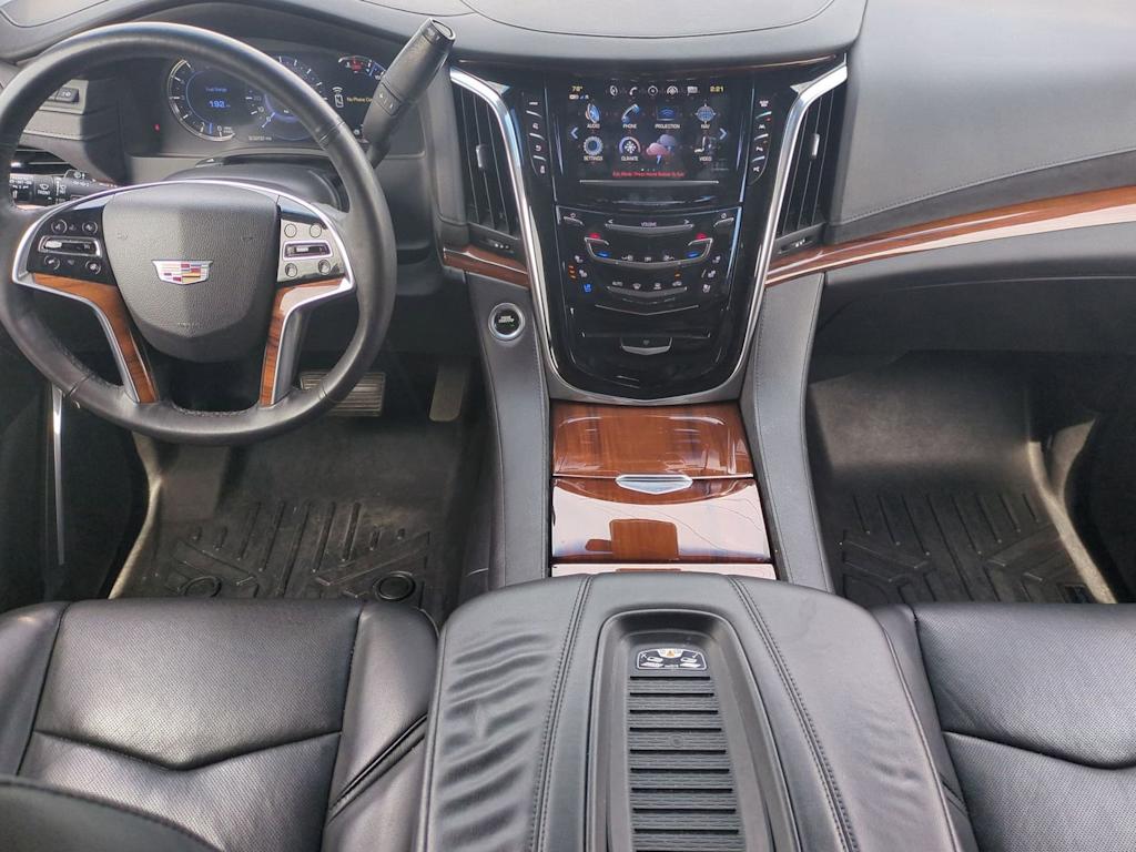 Thumbnail: 2017 Cadillac Escalade - 9