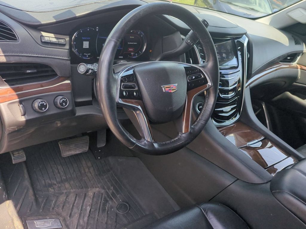 Thumbnail: 2019 Cadillac Escalade - 2
