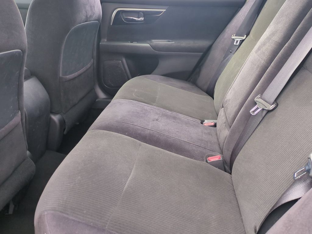 Thumbnail: 2013 Nissan Altima - 26