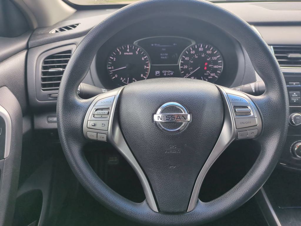 Thumbnail: 2013 Nissan Altima - 13