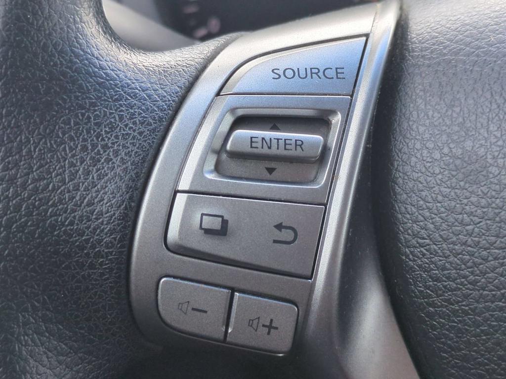 Thumbnail: 2013 Nissan Altima - 28