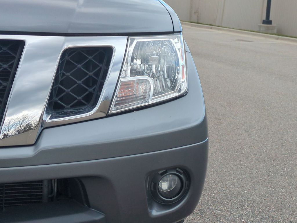 Thumbnail: 2018 Nissan Frontier - 23