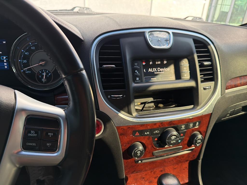 Thumbnail: 2012 Chrysler 300 - 7