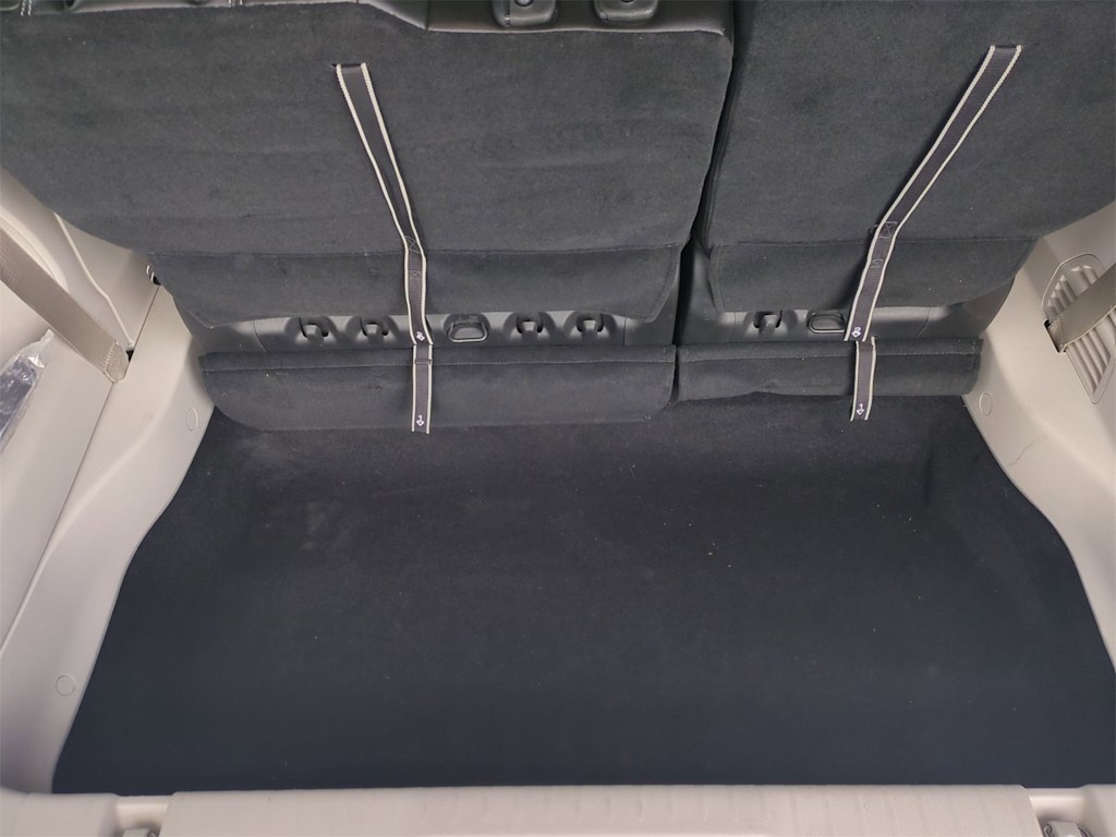 Thumbnail: 2024 Chrysler Pacifica - 16