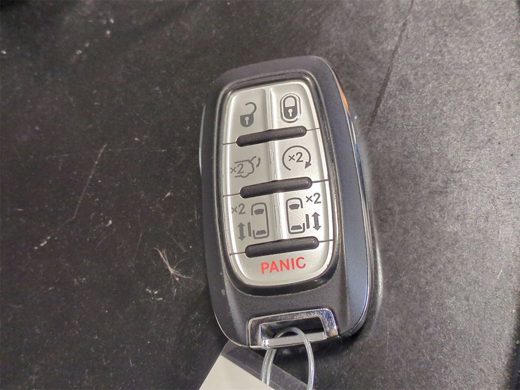 Thumbnail: 2024 Chrysler Pacifica - 17