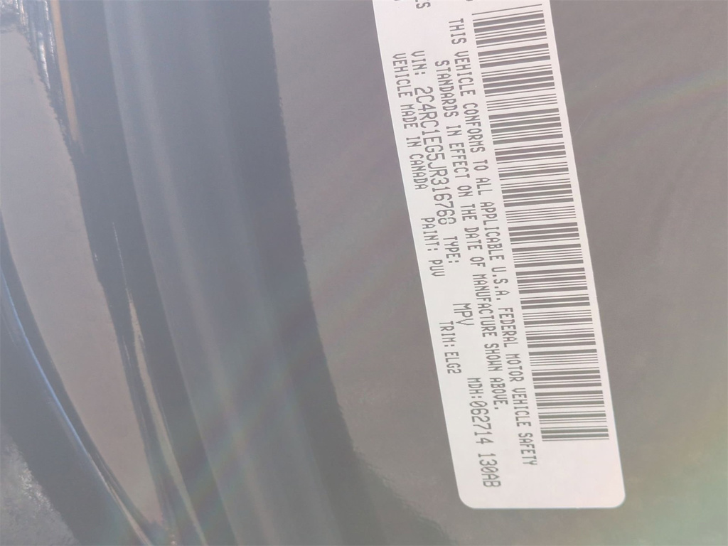 Thumbnail: 2018 Chrysler Pacifica - 18