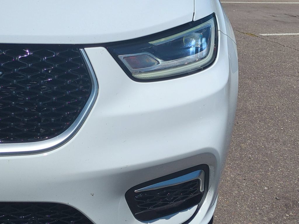 Thumbnail: 2023 Chrysler Pacifica - 22