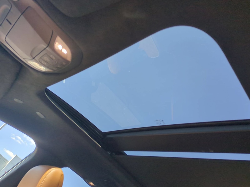 Thumbnail: 2023 Chrysler Pacifica - 26