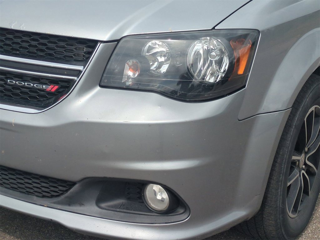 Thumbnail: 2019 Dodge Grand Caravan - 21