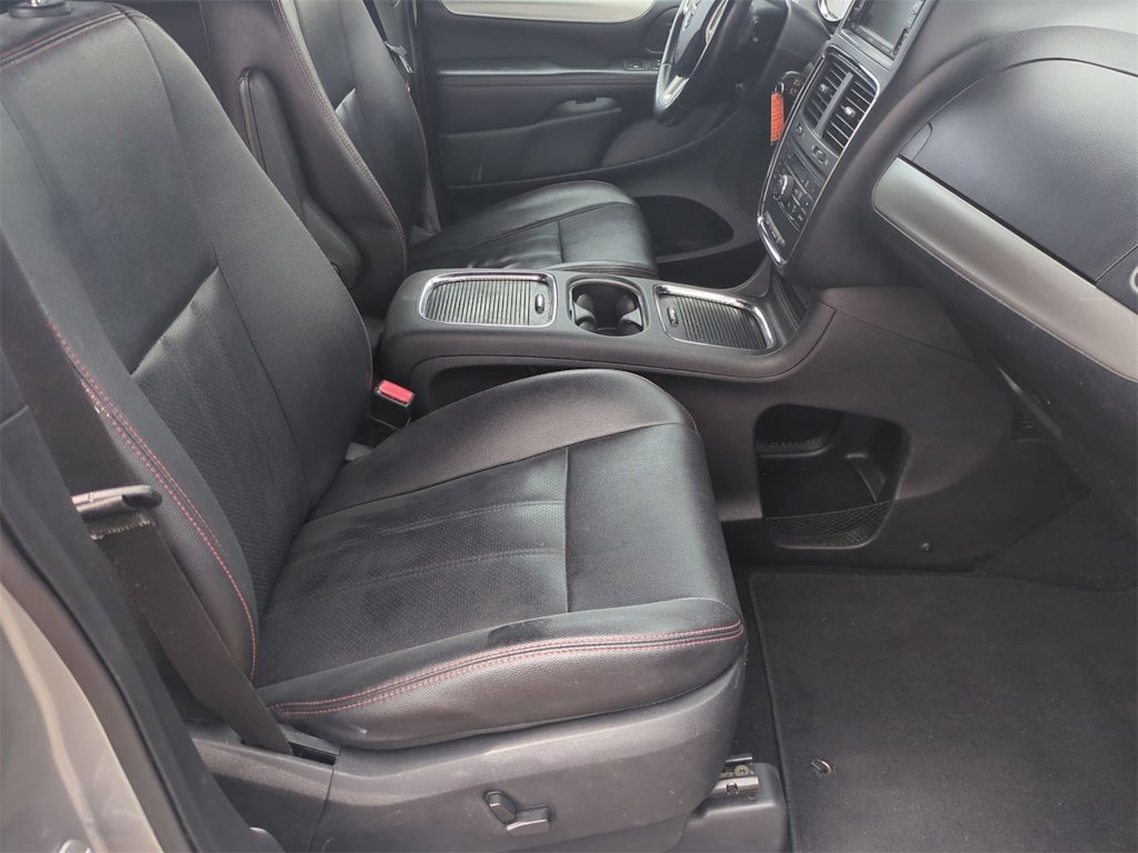 Thumbnail: 2019 Dodge Grand Caravan - 26