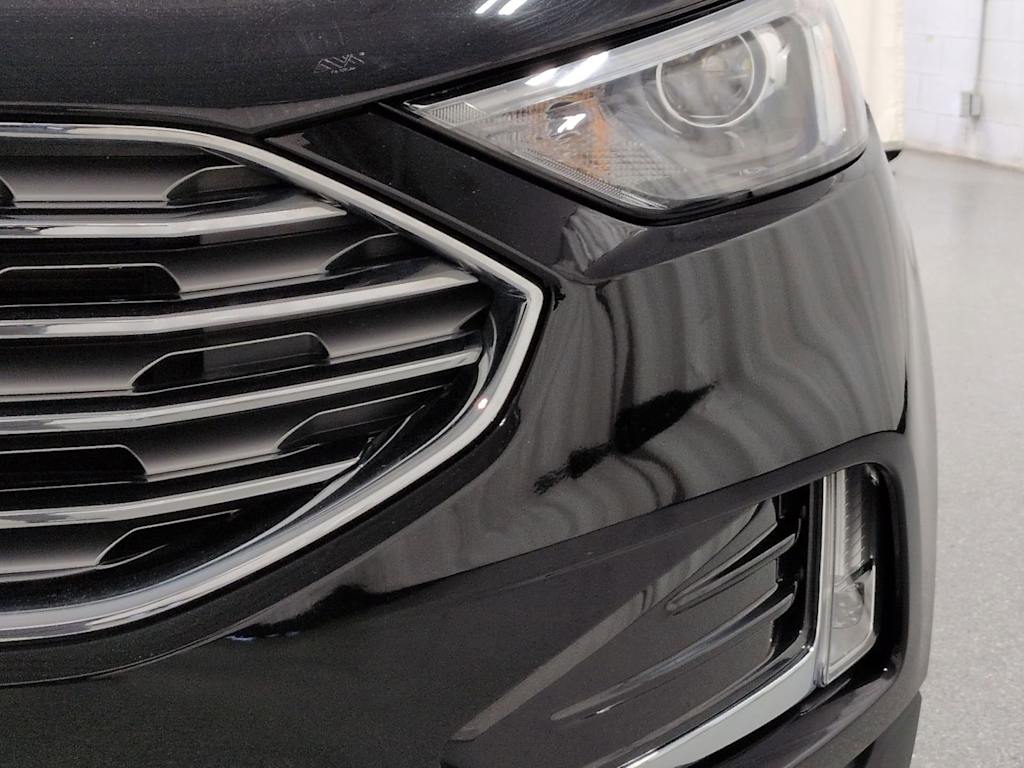 Thumbnail: 2022 Ford Edge - 23
