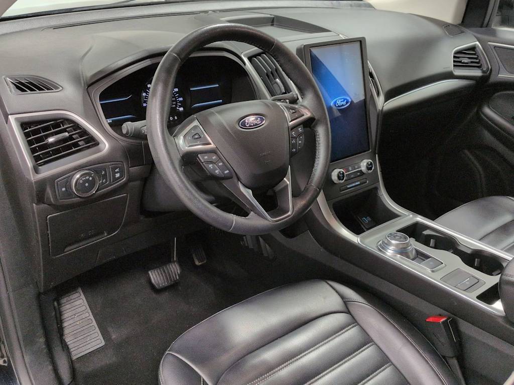 Thumbnail: 2022 Ford Edge - 2