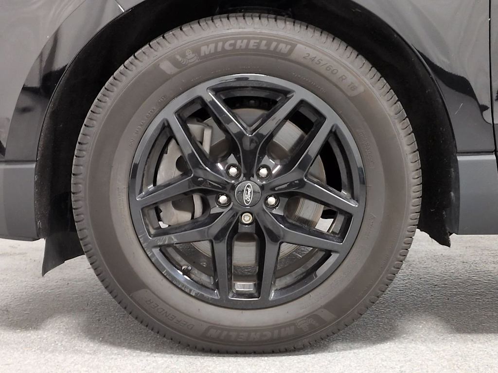 Thumbnail: 2022 Ford Edge - 8