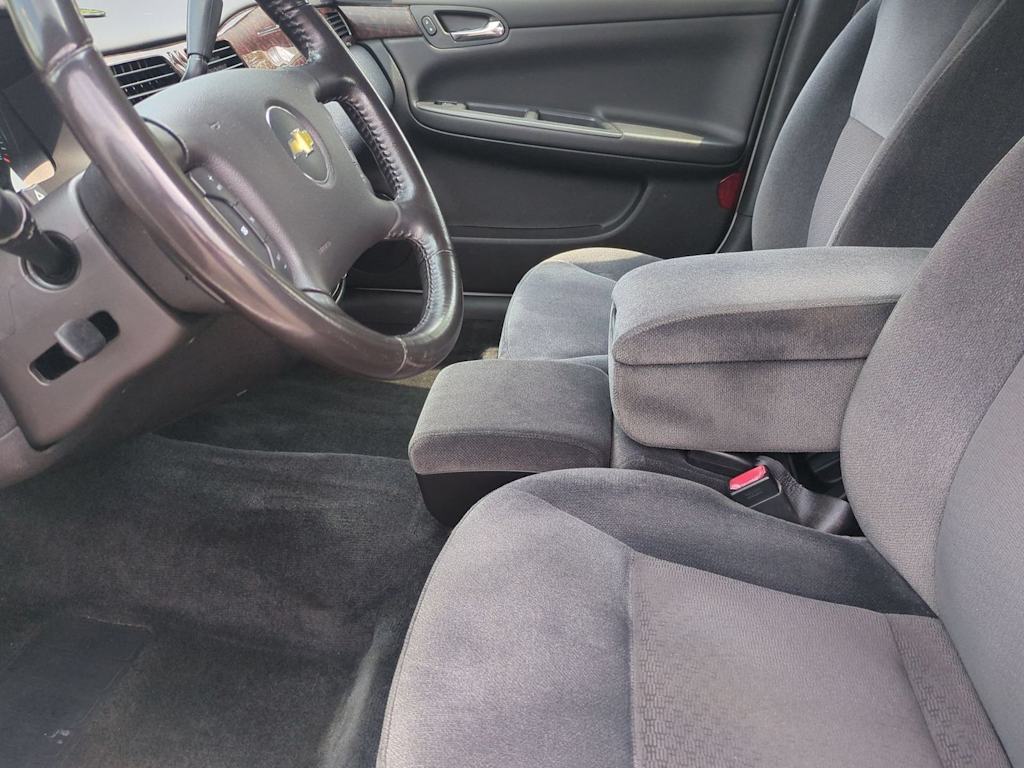 Thumbnail: 2013 Chevrolet Impala - 10