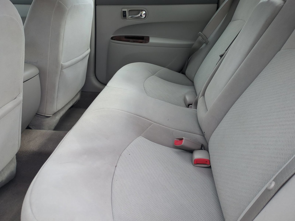 Thumbnail: 2009 Buick LaCrosse - 12