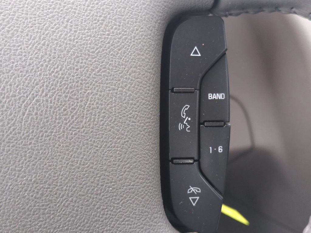 Thumbnail: 2009 Buick LaCrosse - 18