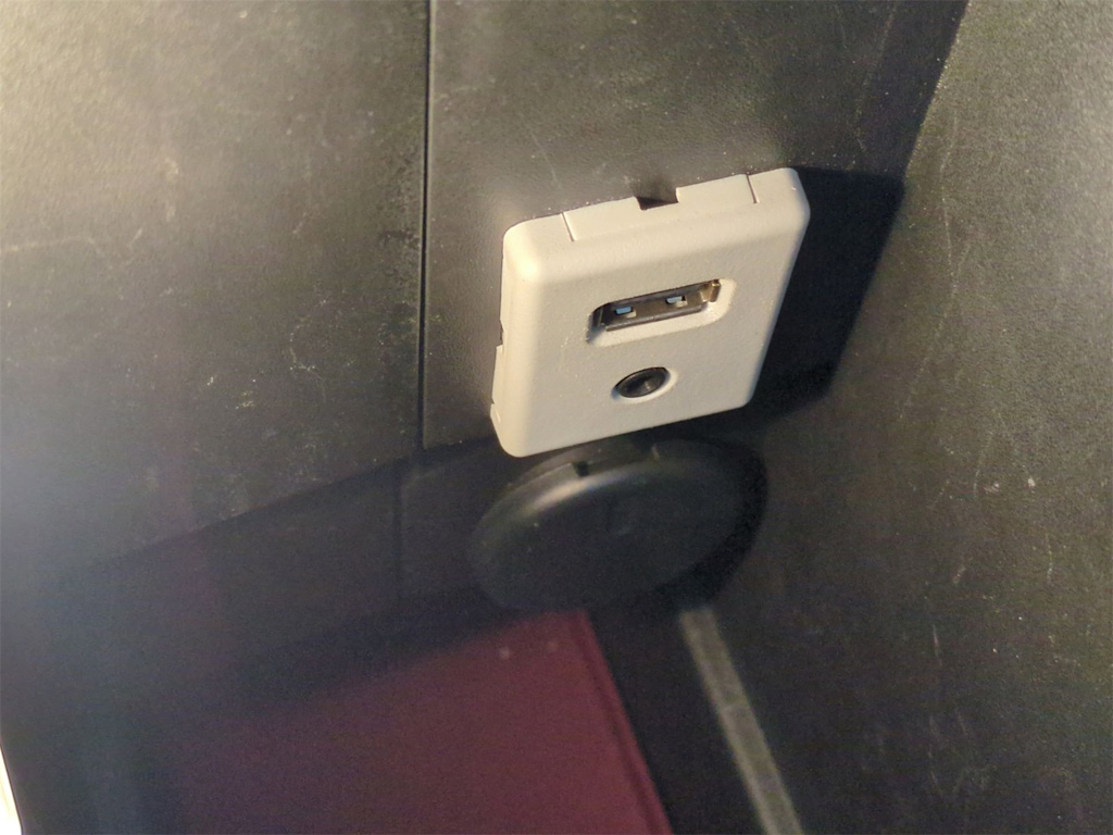 Thumbnail: 2013 Chevrolet Equinox - 33