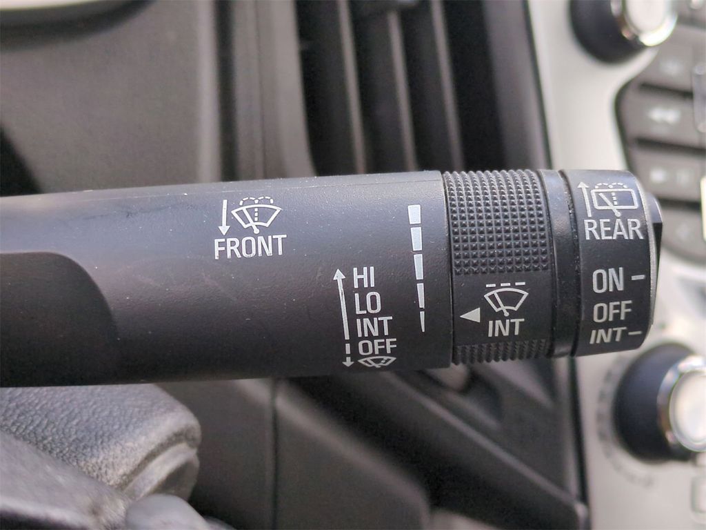 Thumbnail: 2013 Chevrolet Equinox - 30