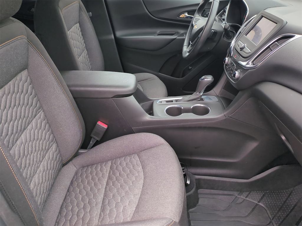 Thumbnail: 2020 Chevrolet Equinox - 11