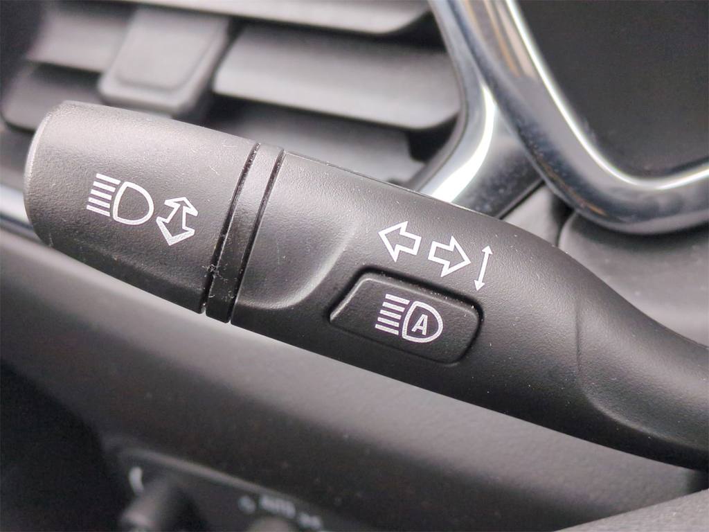 Thumbnail: 2020 Chevrolet Equinox - 32