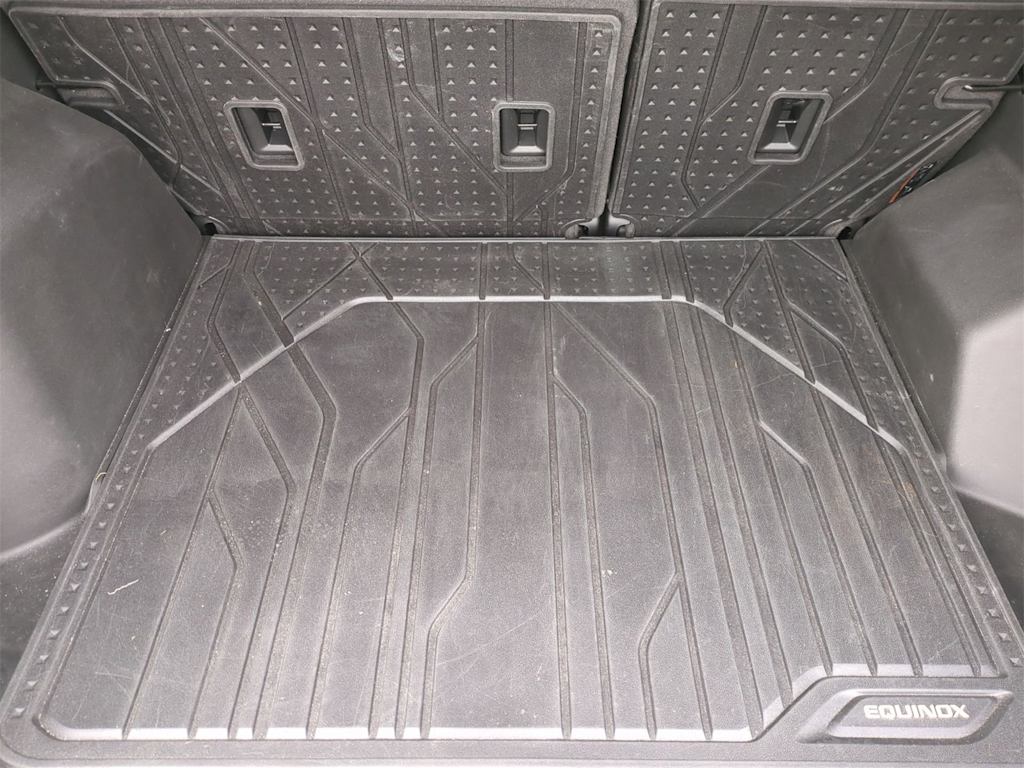 Thumbnail: 2020 Chevrolet Equinox - 17