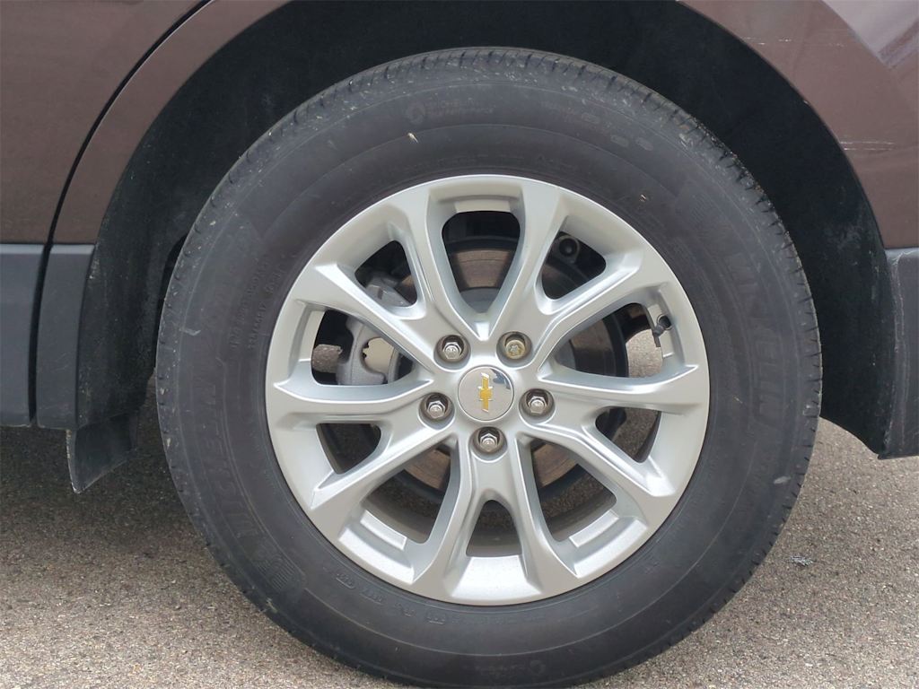 Thumbnail: 2020 Chevrolet Equinox - 8