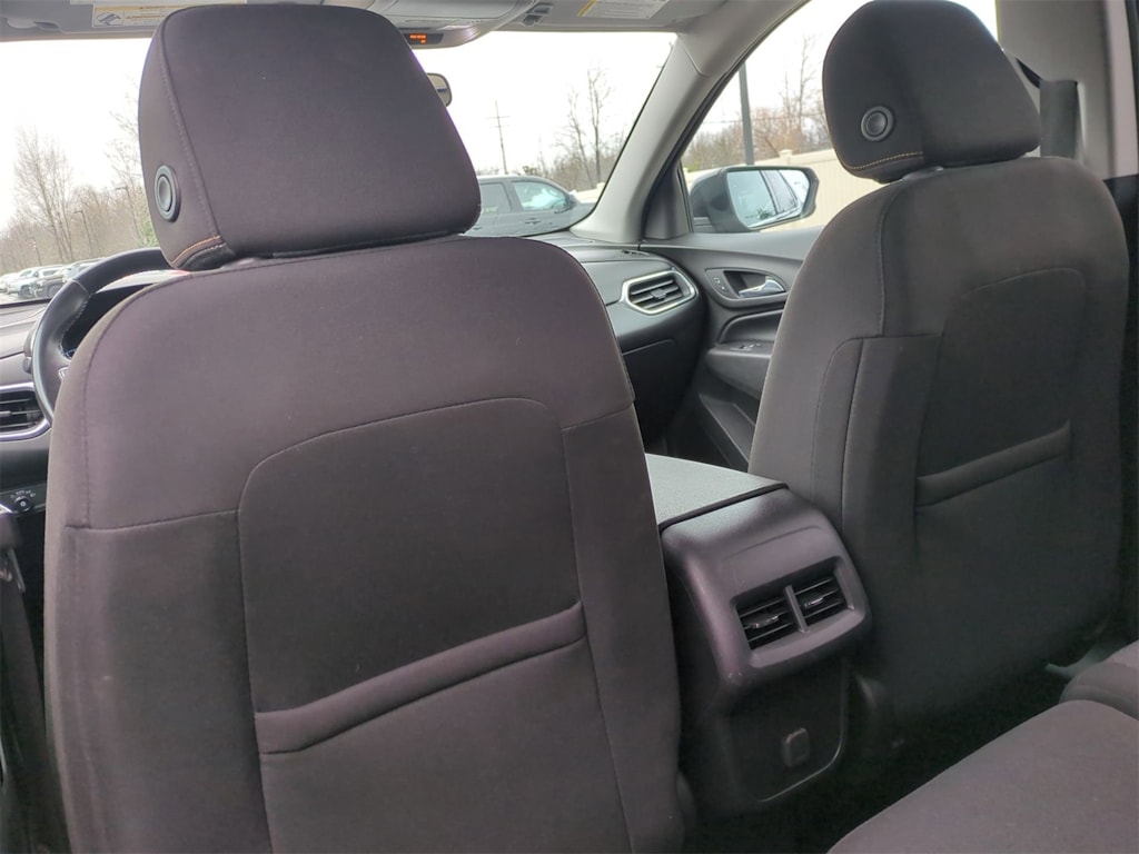 2018 Chevrolet Equinox LT 17