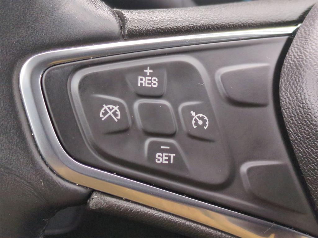 2018 Chevrolet Equinox LT 28