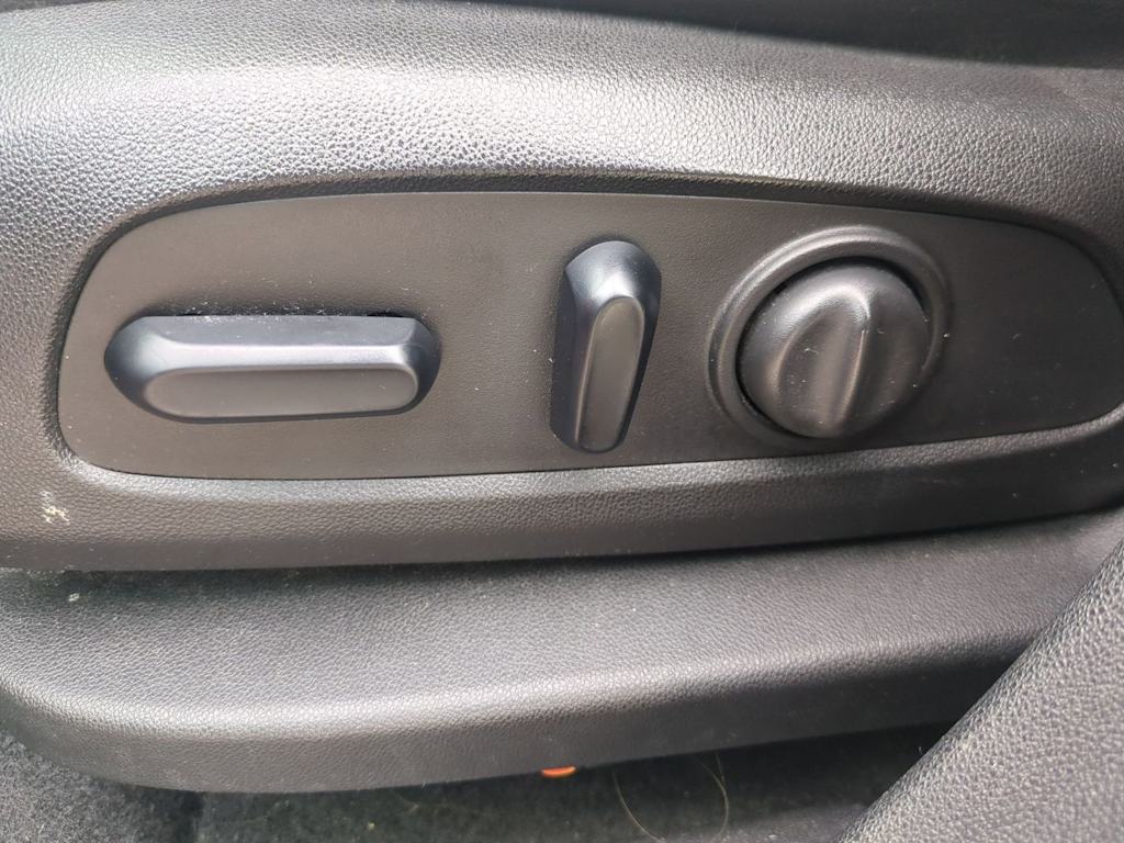 Thumbnail: 2018 Chevrolet Equinox - 26