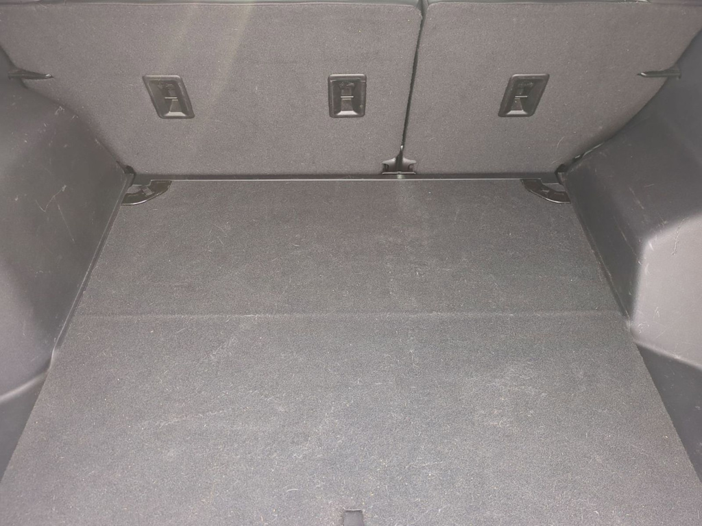 Thumbnail: 2018 Chevrolet Equinox - 17