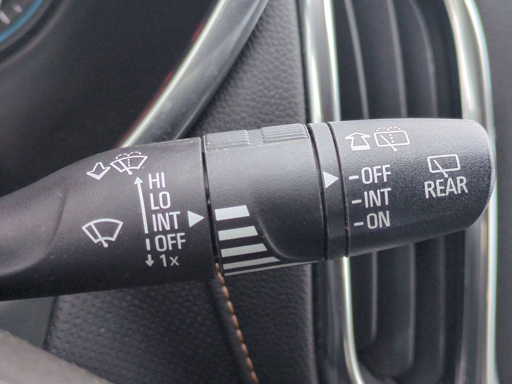 Thumbnail: 2018 Chevrolet Equinox - 33