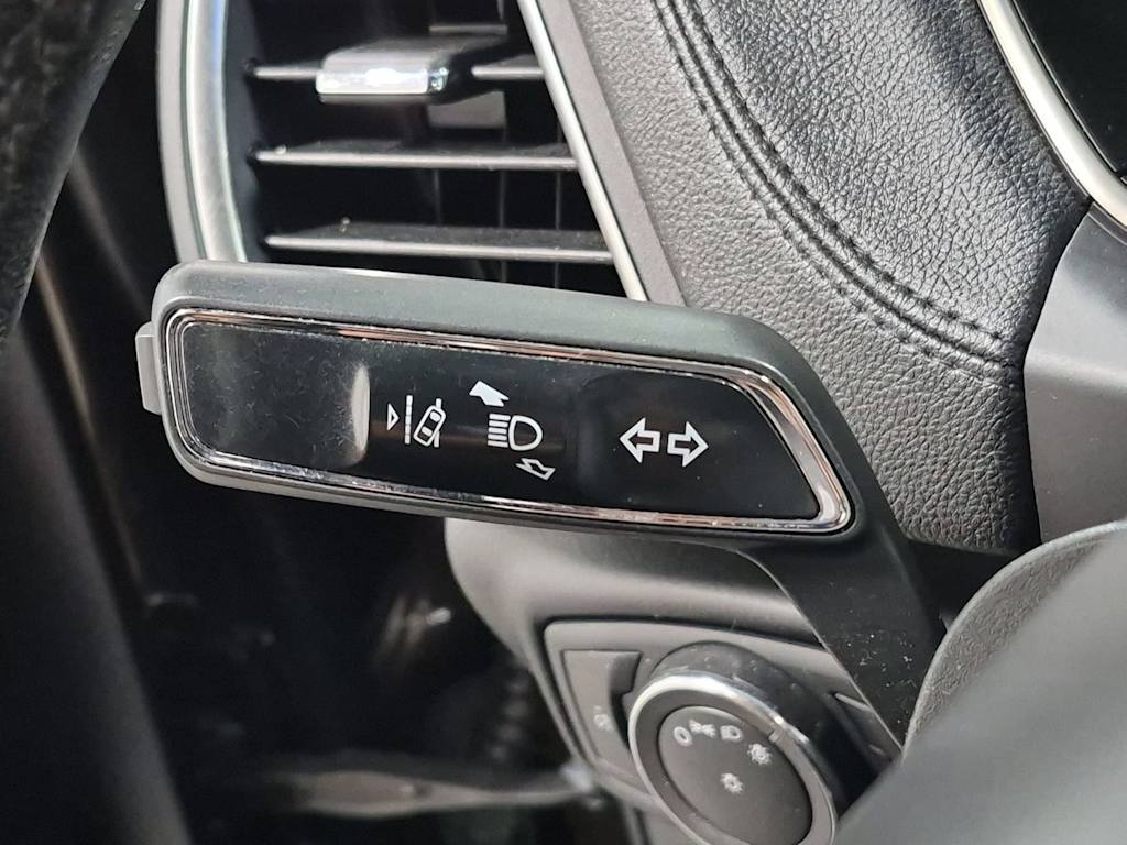 Thumbnail: 2019 Lincoln Nautilus - 30