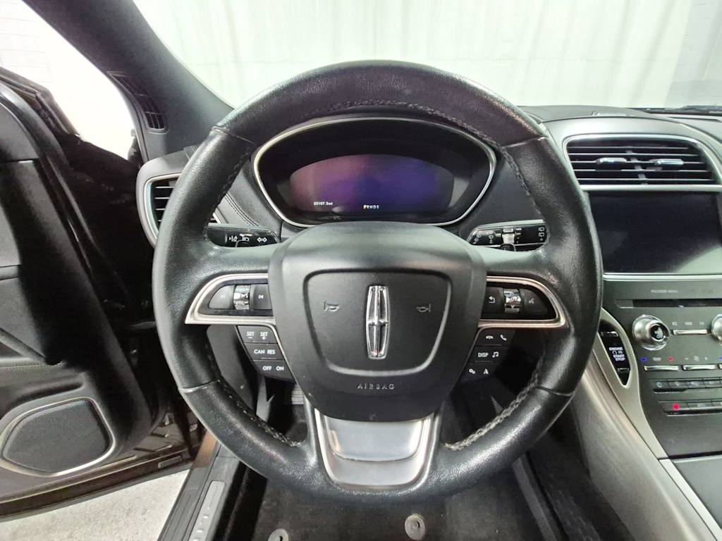 Thumbnail: 2019 Lincoln Nautilus - 12