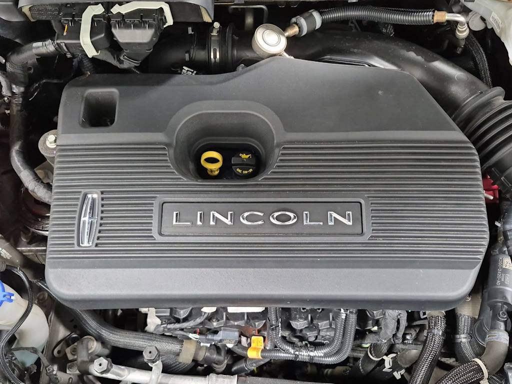 Thumbnail: 2019 Lincoln Nautilus - 7