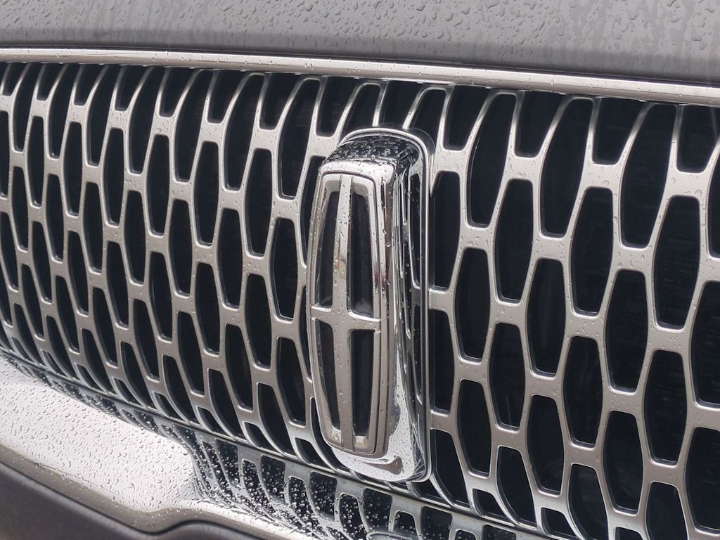 Thumbnail: 2023 Lincoln Nautilus - 6